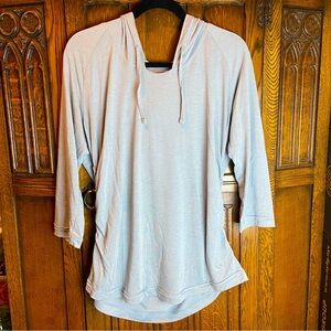 Mountain Hardware Hiking 3/4 Sleeve Hooded Top women’s Large size L